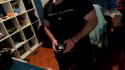 ravingr3d3 online show from 4, 2, 2025