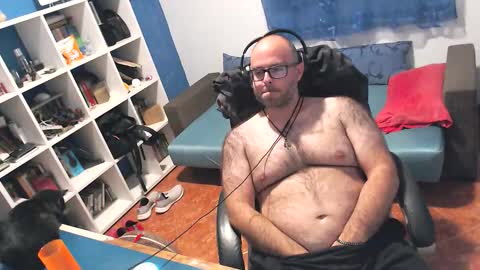 ravingr3d3 online show from 12, 9, 2025