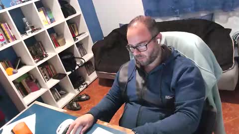 ravingr3d3 online show from 17, 11, 2025