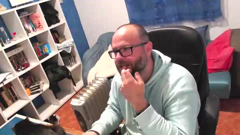 ravingr3d3 online show from 22, 3, 2026