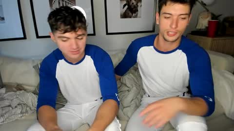 Snapshot of rawr_itsben chatting on 13, 12, 2024 Its Ben online show from 13, 12, 2024