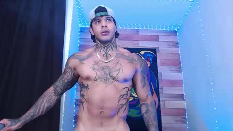 Snapshot of ray_coopers chatting on 5, 1, 2025 Ray Coopers online show from 5, 1, 2025