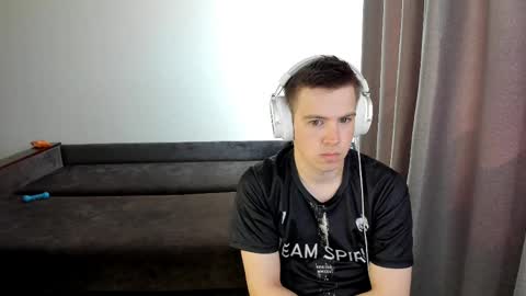 Ray online show from 10, 4, 2026