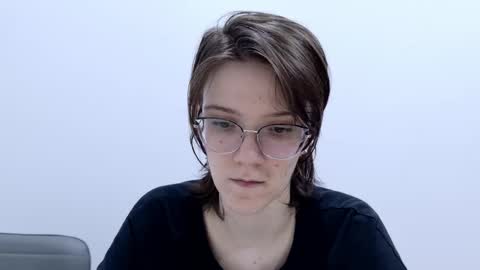 Ray-Ray online show from 4, 3, 2026