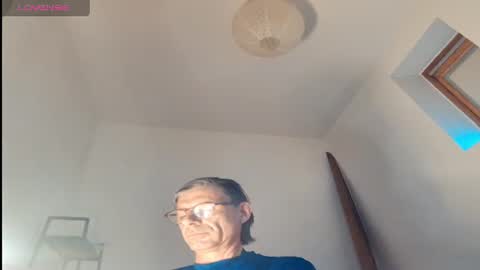 Snapshot of rayferfish1948 chatting on 21, 6, 2026 DianaQueenLover online show from 21, 6, 2026