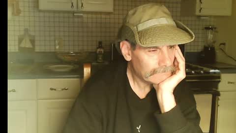 Snapshot of raylene4u2 chatting on 3, 5, 2026 Ray online show from 3, 5, 2026