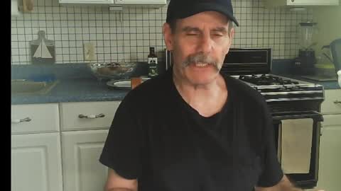 Snapshot of raylene4u2 chatting on 6, 5, 2026 Ray online show from 6, 5, 2026