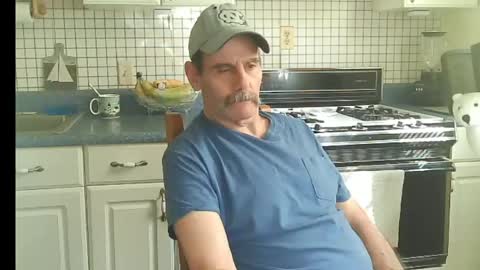 Snapshot of raylene4u2 chatting on 16, 5, 2026 Ray online show from 16, 5, 2026