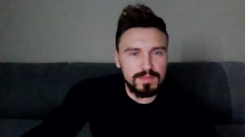 Snapshot of razvan27h chatting on 8, 1, 2025 Razvan27h online show from 8, 1, 2025