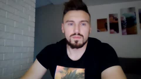 Snapshot of razvan27h chatting on 23, 1, 2025 Razvan27h online show from 23, 1, 2025