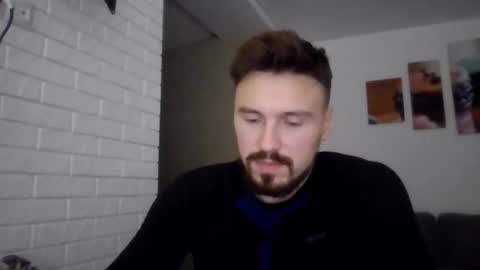 Snapshot of razvan27h chatting on 23, 2, 2025 Razvan27h online show from 23, 2, 2025