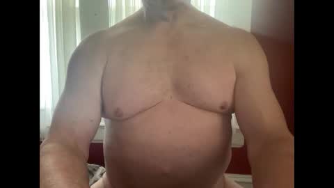 Snapshot of rdubro chatting on 6, 3, 2025 rdubro online show from 6, 3, 2025