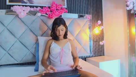Snapshot of real_doncella_pussy chatting on 23, 4, 2026 DONCELLA online show from 23, 4, 2026