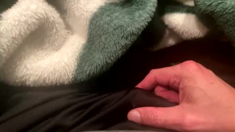 Snapshot of realbigload77 chatting on 17, 3, 2026 realbigload77 online show from 17, 3, 2026