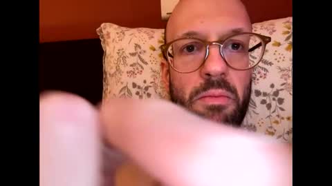 HugeSecret online show from 5, 2, 2026