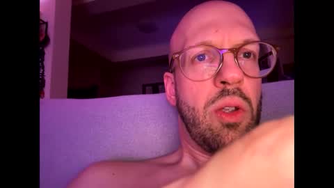 HugeSecret online show from 6, 6, 2026