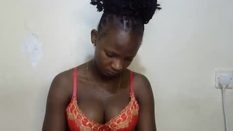 queen online show from 4, 3, 2025