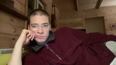 Snapshot of realsupermichael chatting on 22, 11, 2025 AliceEve online show from 22, 11, 2025