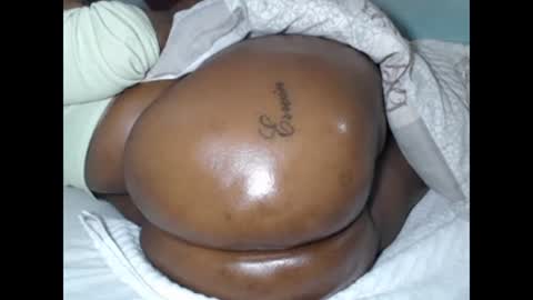 Snapshot of realsweetheart chatting on 11, 9, 2025 REAL1SWEETHEART online show from 11, 9, 2025