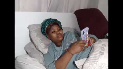 Snapshot of realsweetheart chatting on 12, 9, 2025 REAL1SWEETHEART online show from 12, 9, 2025