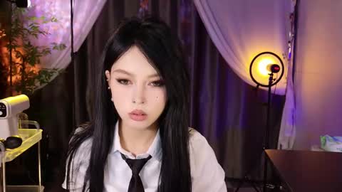 reaowna___ online show from 22, 11, 2025