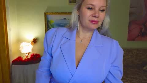 Im a little sick. Ill be back soon. online show from 16, 12, 2025