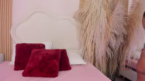 Snapshot of rebeca_taylor_ chatting on 5, 7, 2026 rebeca_taylor_ online show from 5, 7, 2026