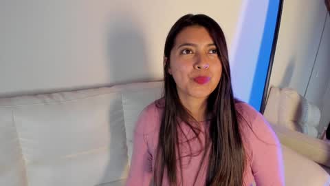 Snapshot of rebeca_williams_ chatting on 14, 1, 2025 Rebeca Williams online show from 14, 1, 2025