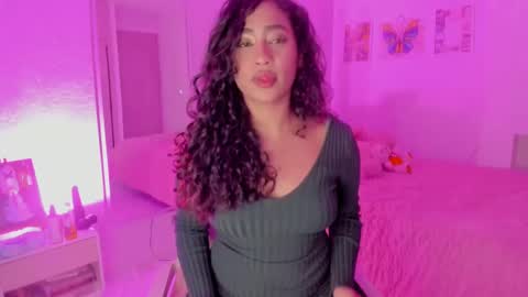 Snapshot of rebecaharrison111 chatting on 3, 10, 2025 Rebeca online show from 3, 10, 2025