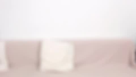 rebecamur online show from 4, 4, 2026