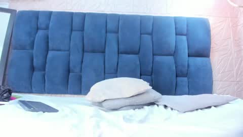 Rebecca online show from 27, 1, 2025