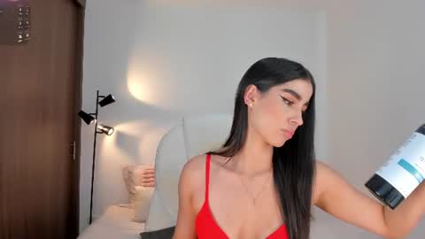 Rebecca online show from 14, 6, 2026