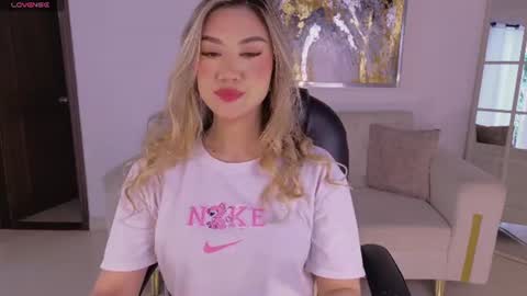 Snapshot of rebeccahudson_ chatting on 2, 7, 2026 Rebe online show from 2, 7, 2026