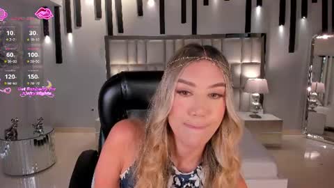 Snapshot of rebeccahudson_ chatting on 12, 7, 2026 Rebe online show from 12, 7, 2026