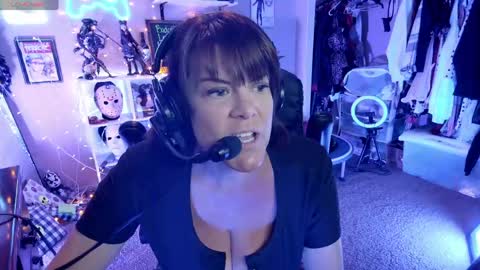 Rebecca Love online show from 9, 5, 2026