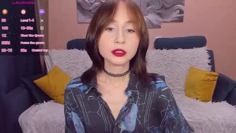Snapshot of rebeccawind chatting on 16, 9, 2025 RebeccaWind online show from 16, 9, 2025