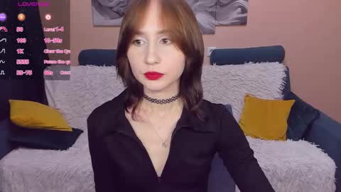 Snapshot of rebeccawind chatting on 5, 10, 2025 RebeccaWind online show from 5, 10, 2025