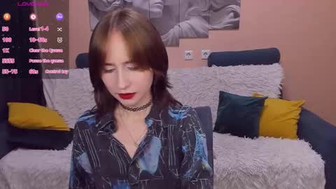 Snapshot of rebeccawind chatting on 7, 10, 2025 RebeccaWind online show from 7, 10, 2025