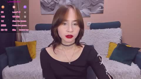 Snapshot of rebeccawind chatting on 10, 10, 2025 RebeccaWind online show from 10, 10, 2025
