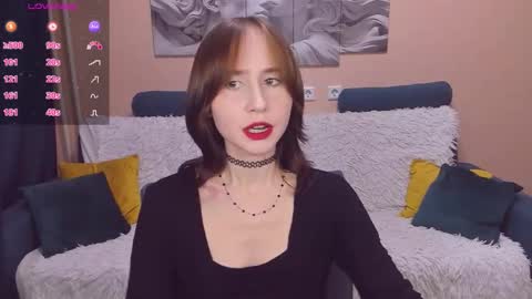 Snapshot of rebeccawind chatting on 12, 10, 2025 RebeccaWind online show from 12, 10, 2025