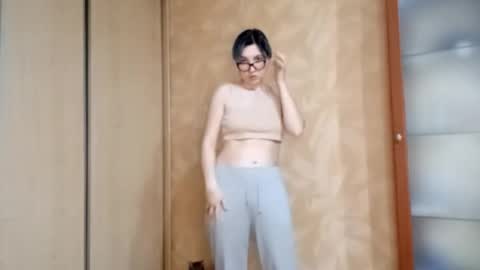 Snapshot of rebeckaaspinwall chatting on 3, 2, 2026 Zoe online show from 3, 2, 2026