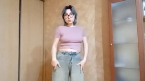 Snapshot of rebeckaaspinwall chatting on 6, 2, 2026 Zoe online show from 6, 2, 2026