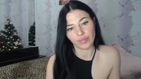 Snapshot of rebeka_08 chatting on 15, 12, 2025 Rebeka 08 online show from 15, 12, 2025