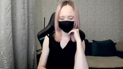 RebesaOlset online show from 12, 12, 2024