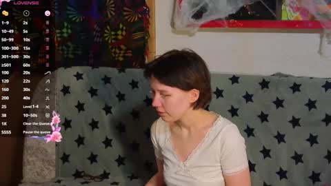 Snapshot of reborn_elf chatting on 3, 11, 2025 Lara online show from 3, 11, 2025