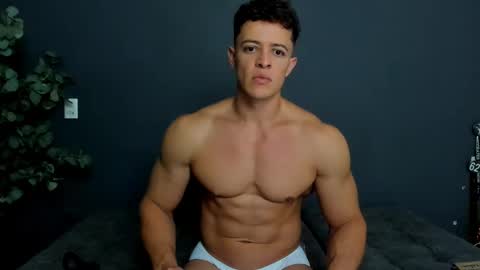 Snapshot of recce_taylor4 chatting on 4, 12, 2025 twitter REECET26 instagram RECCETAYLOR online show from 4, 12, 2025