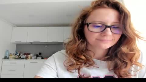 Lolanaturalred online show from 28, 3, 2026