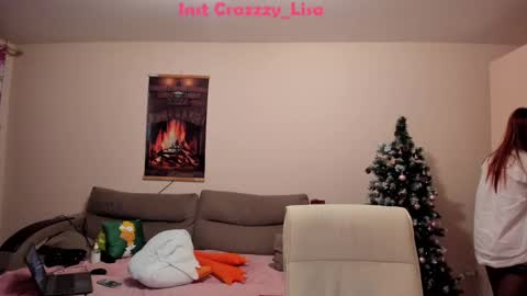 Snapshot of red_fox777 chatting on 1, 1, 2025 Lisa online show from 1, 1, 2025