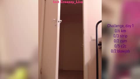 Snapshot of red_fox777 chatting on 10, 9, 2025 Lisa online show from 10, 9, 2025