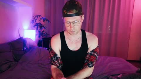 Sean Fire online show from 6, 1, 2025